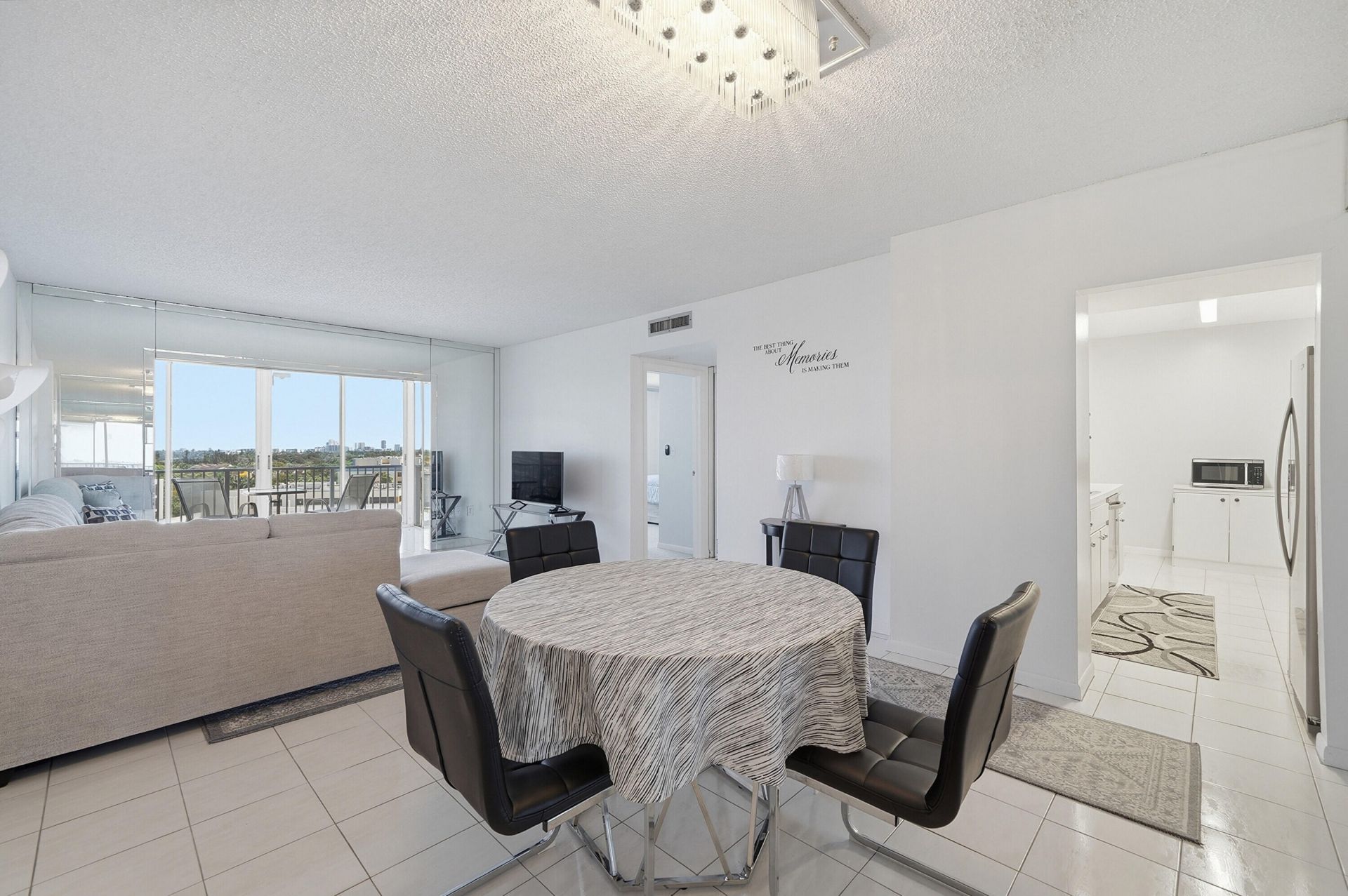 3850 Washington Street, Unit 1003, Hollywood, FL 33021 Photo