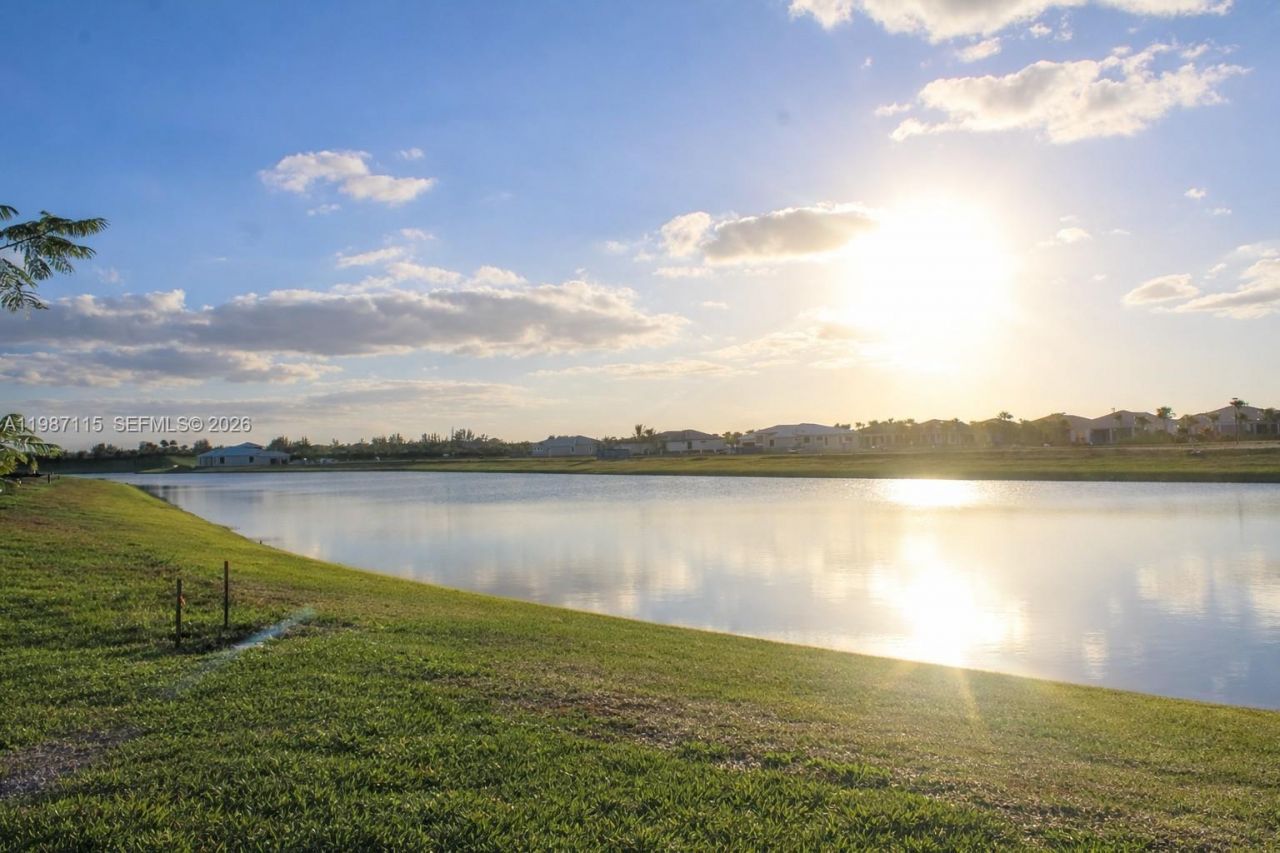 5243 Rivo Alto Cir , Unit 5243, Westlake, FL 33470 Photo