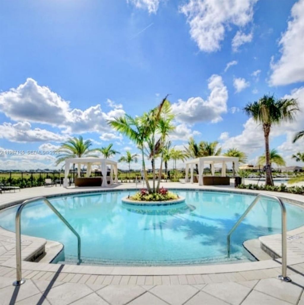 5243 Rivo Alto Cir , Unit 5243, Westlake, FL 33470 Photo