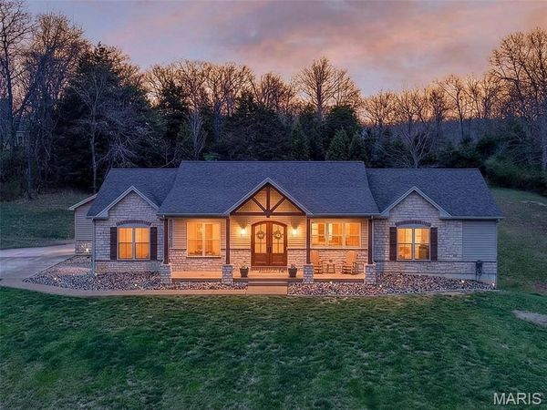 24552 Ivy Court, Wright City, MO 63390