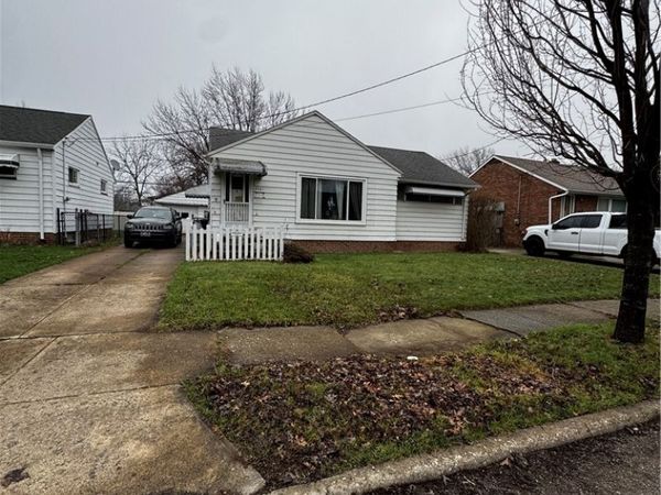 4361 W 155th Street, Cleveland, OH 44135
