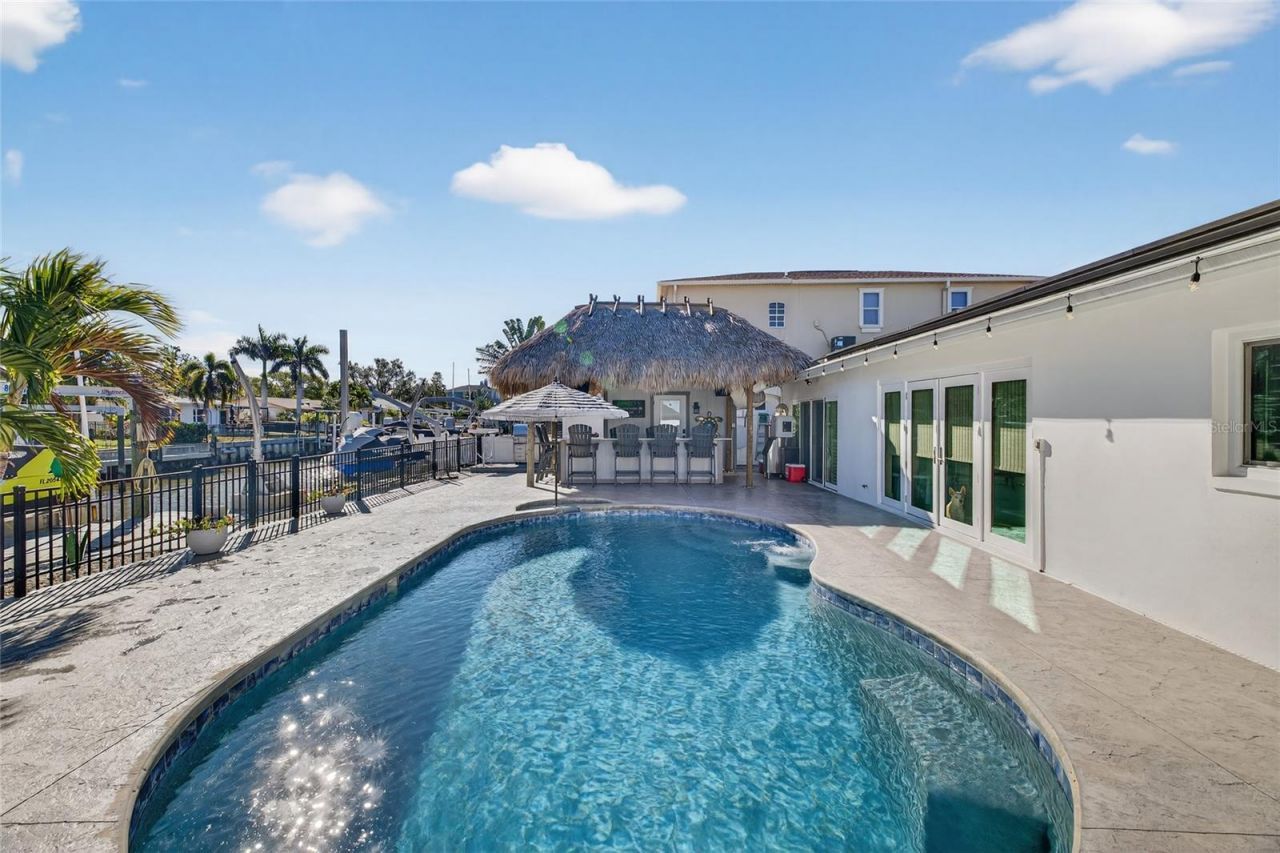 2171 Lagoon Drive, Dunedin, FL 34698 Photo