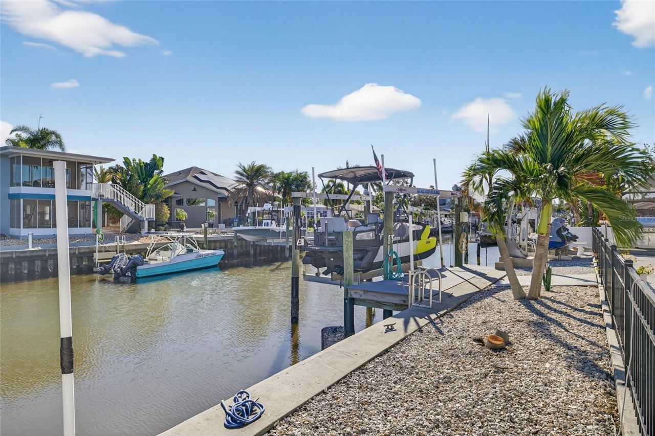 2171 Lagoon Drive, Dunedin, FL 34698 Photo