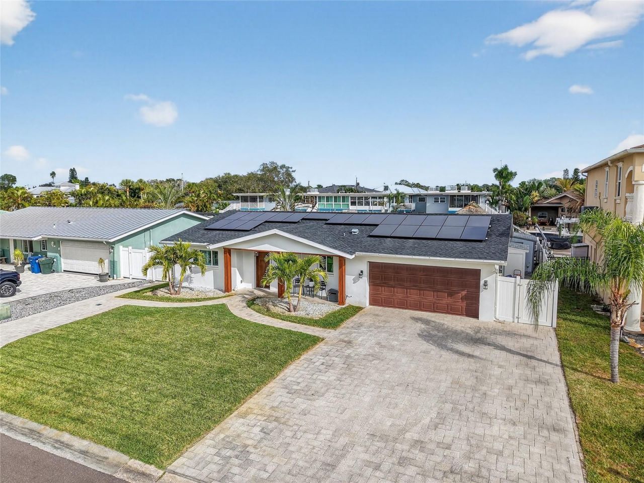2171 Lagoon Drive, Dunedin, FL 34698 Photo