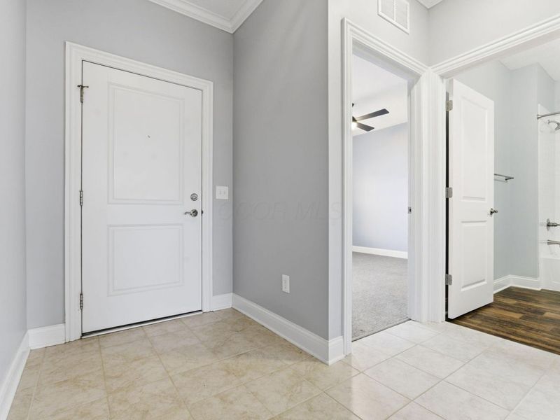 243 Parkgate Court, Delaware, OH 43015 Photo 6