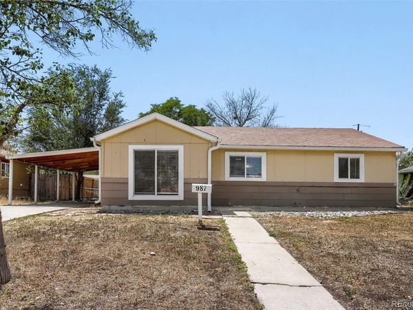 987 Vaughn Street, Aurora, CO 80011