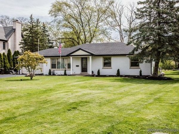 2055 Walnut Circle , Northbrook, IL 60062