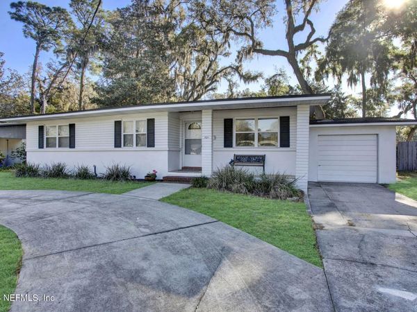 321 TIDEWATER Circle E, Jacksonville, FL 32211