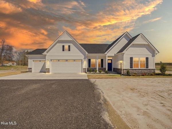 109 Backwoods Lane, Moyock, NC 27958