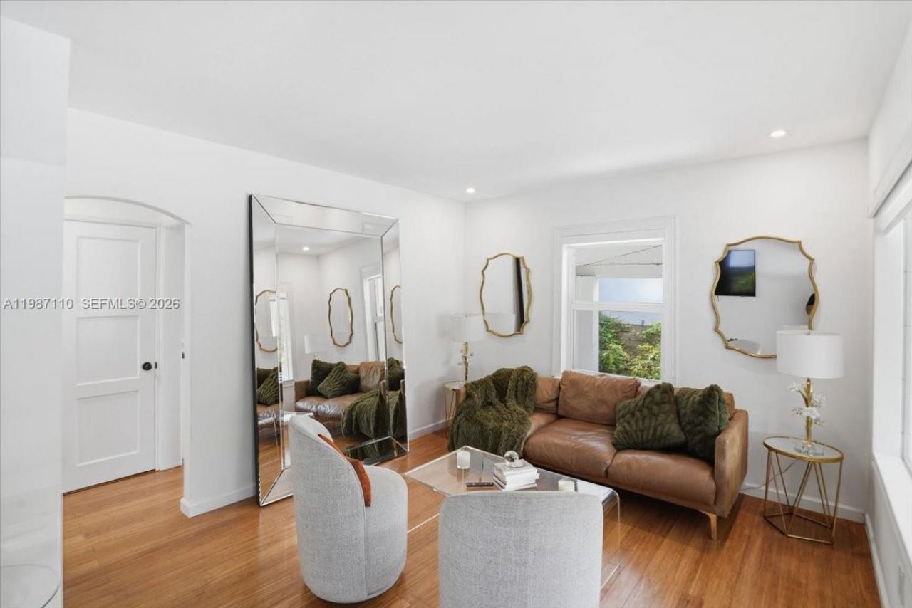 1850 NW 53rd St , Miami, FL 33142 Photo