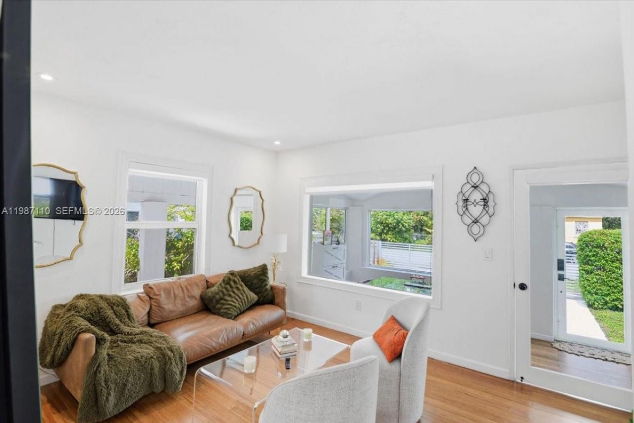 1850 NW 53rd St , Miami, FL 33142 Photo