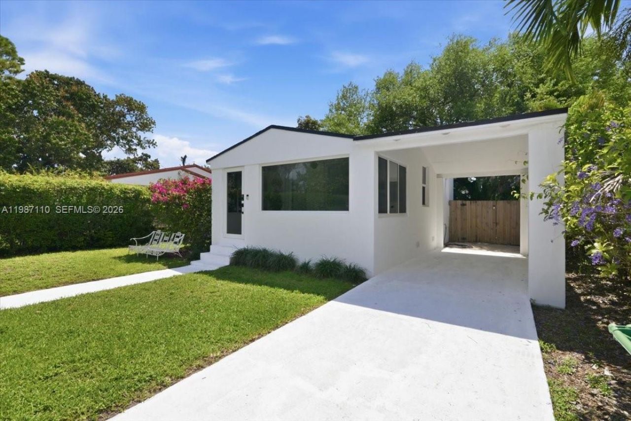 1850 NW 53rd St , Miami, FL 33142 Photo