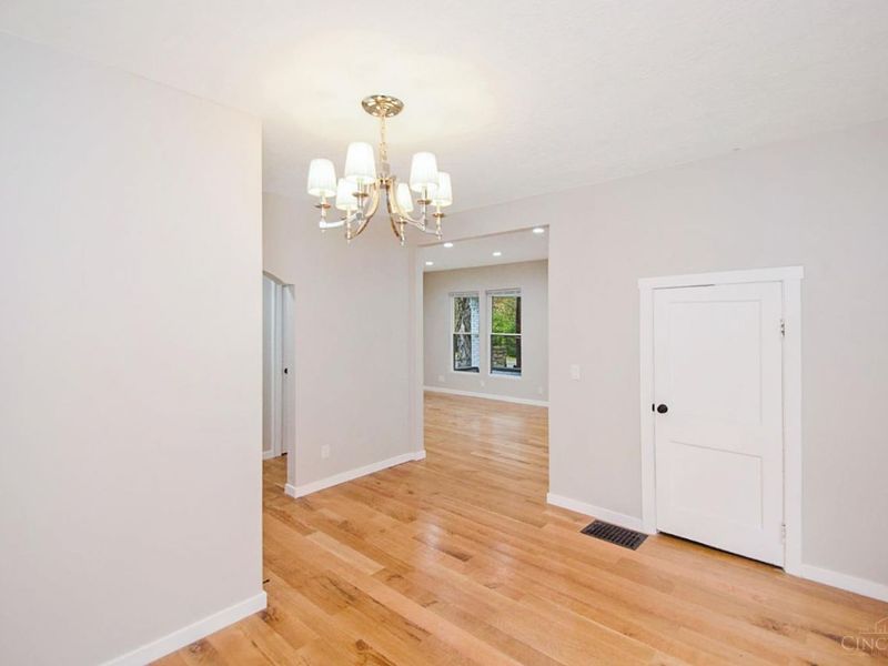 2097 West Fork Road, Cincinnati, OH 45211 Photo 9