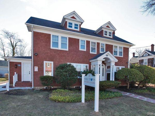 21 E Second Street , Riverhead, NY 11901