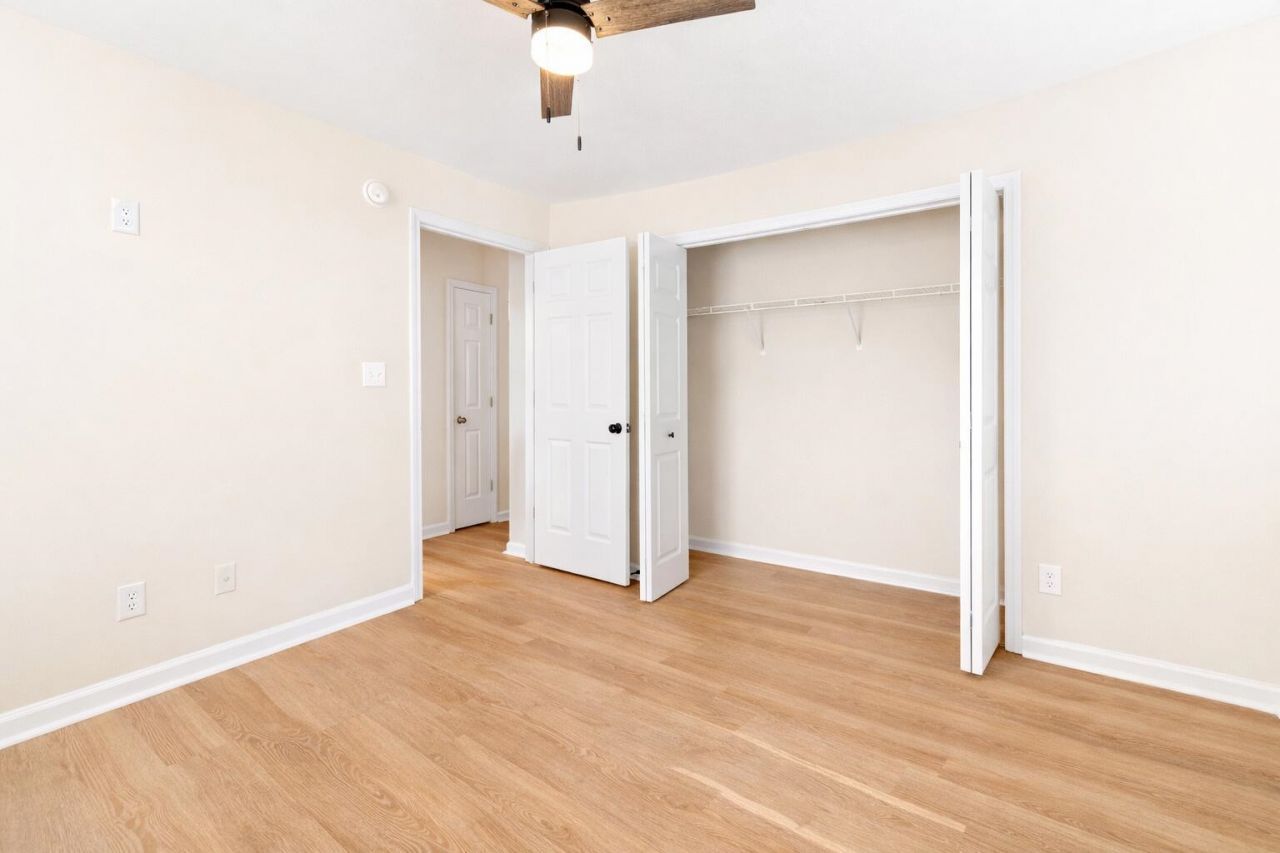 232 Oak Lea Dr.  Photo 13