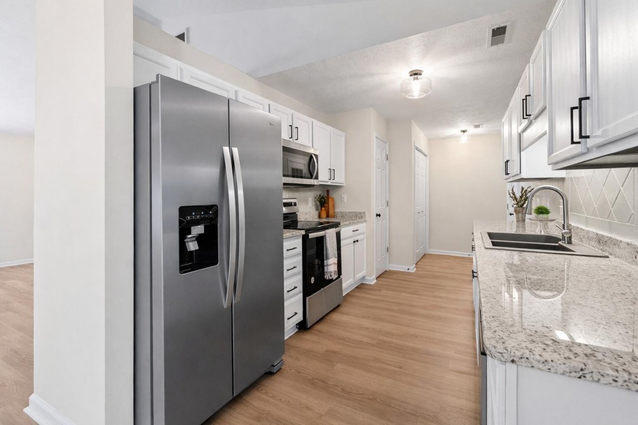 232 Oak Lea Dr.  Photo 7