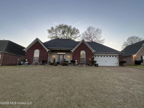 7741 Meadow Ridge Lane, Olive Branch, MS 38654