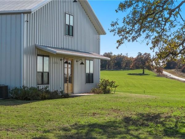 1006 County Road 280 , Cameron, TX 76520