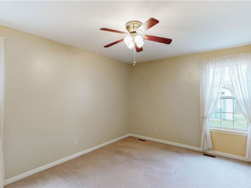 2162 Thornbury Lane, Akron, OH 44319 Photo 13