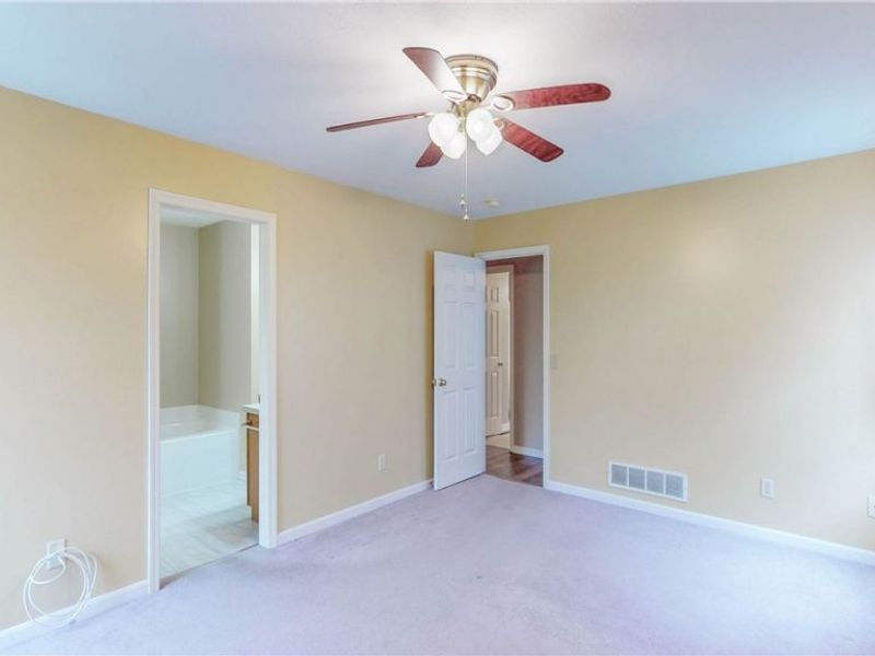 2162 Thornbury Lane, Akron, OH 44319 Photo 14