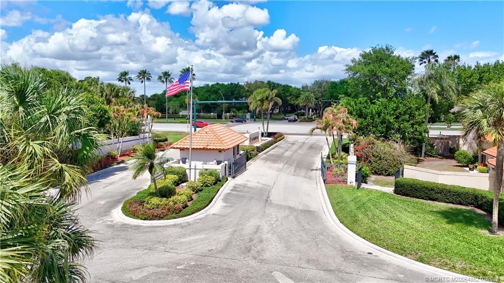 2975 SW Mariposa Circle, Palm City, FL 34990 Photo