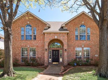 5832 Mossbrook Trail, Dallas, TX 75252
