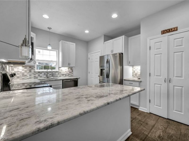 2145 N Taylor Road, Cleveland Heights, OH 44112 Photo 11