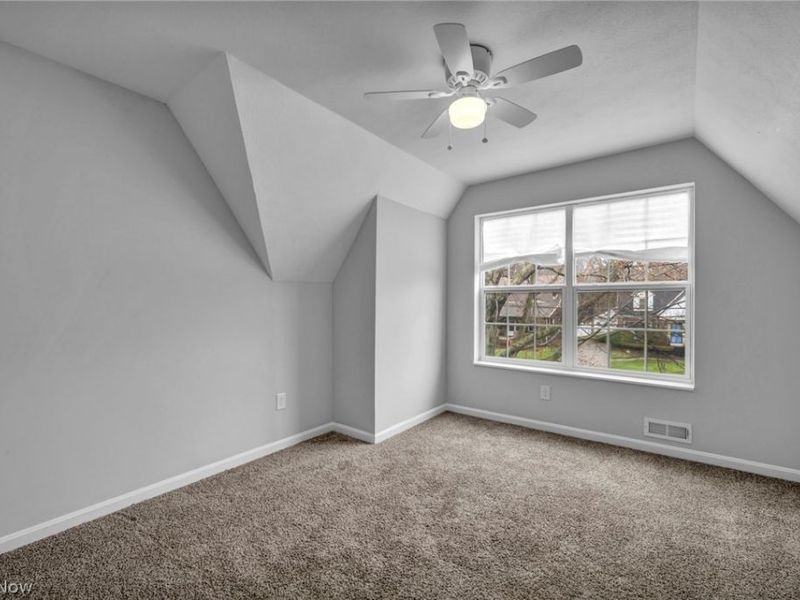 2145 N Taylor Road, Cleveland Heights, OH 44112 Photo 18