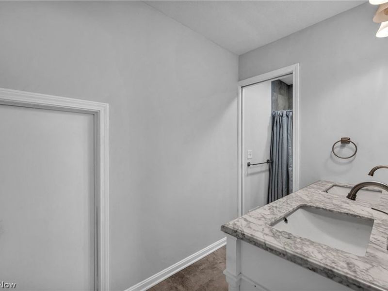 2145 N Taylor Road, Cleveland Heights, OH 44112 Photo 25