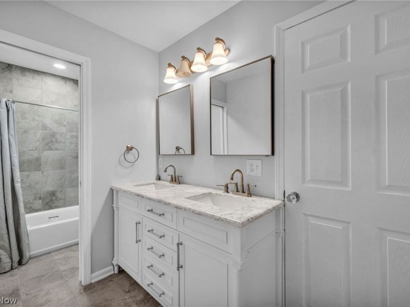 2145 N Taylor Road, Cleveland Heights, OH 44112 Photo 29