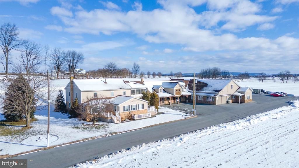 113 BLACK HORSE ROAD , PARADISE, PA 17562