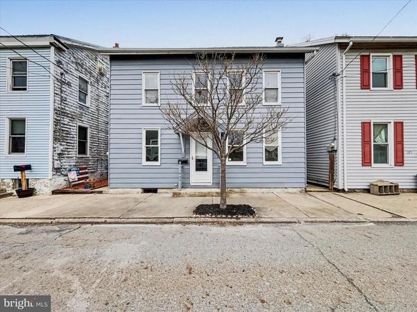 257 MOORE STREET , MILLERSBURG, PA 17061