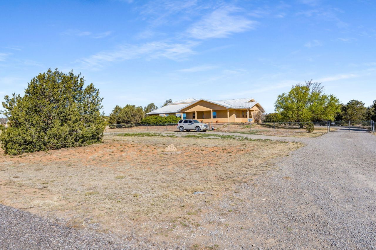 37 Sage Lane, Edgewood, NM 87015 Main Photo