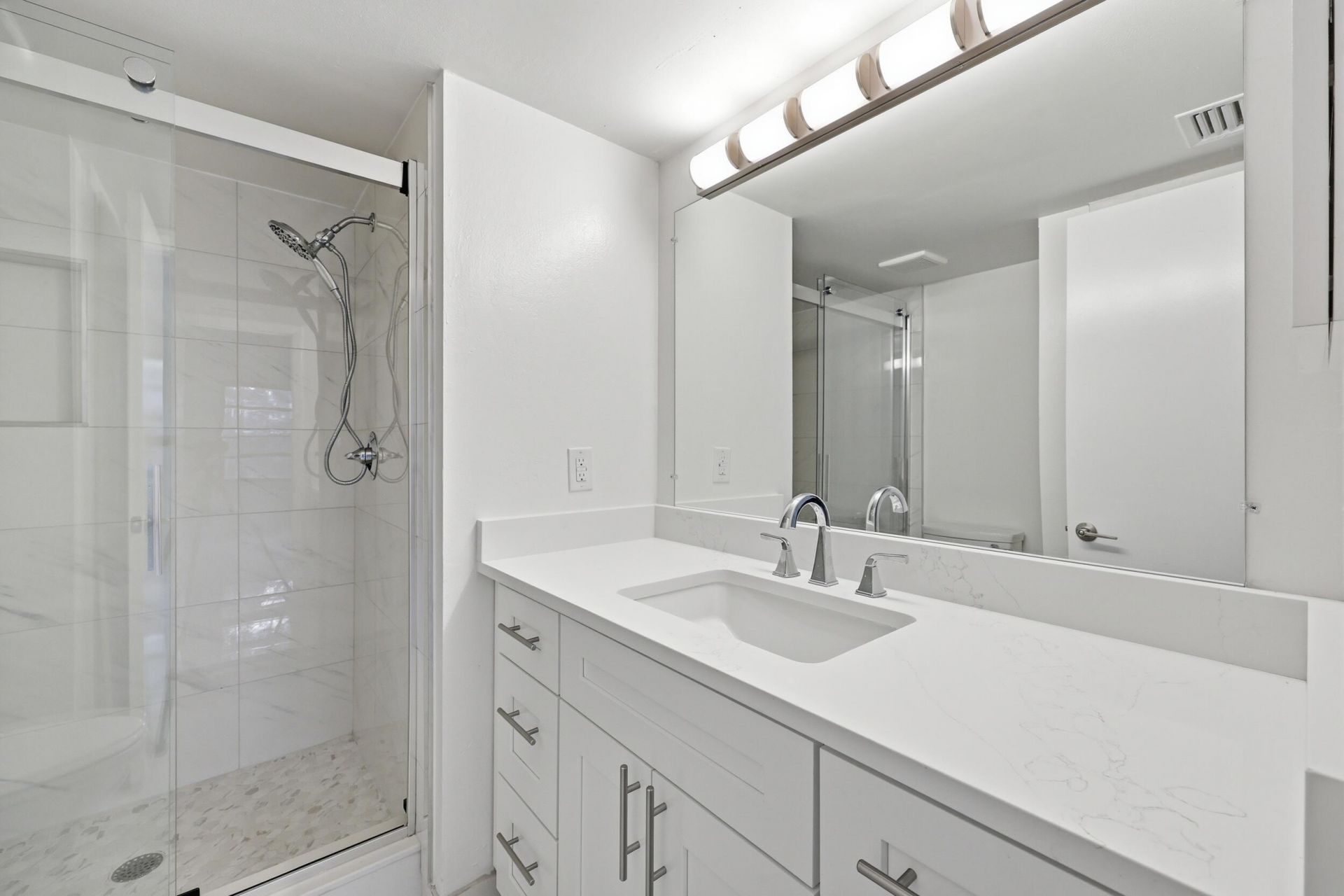 4700 Lucerne Lakes Boulevard W, Unit 103, Greenacres, FL 33467 Photo