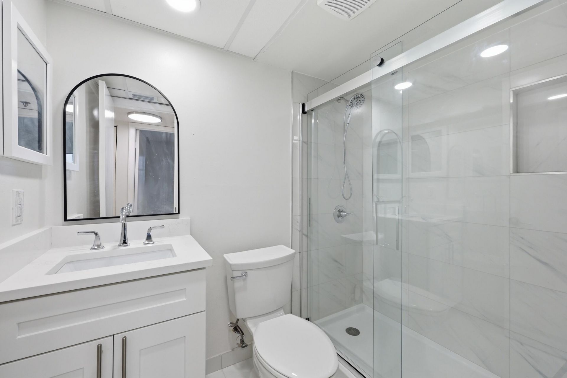 4700 Lucerne Lakes Boulevard W, Unit 103, Greenacres, FL 33467 Photo