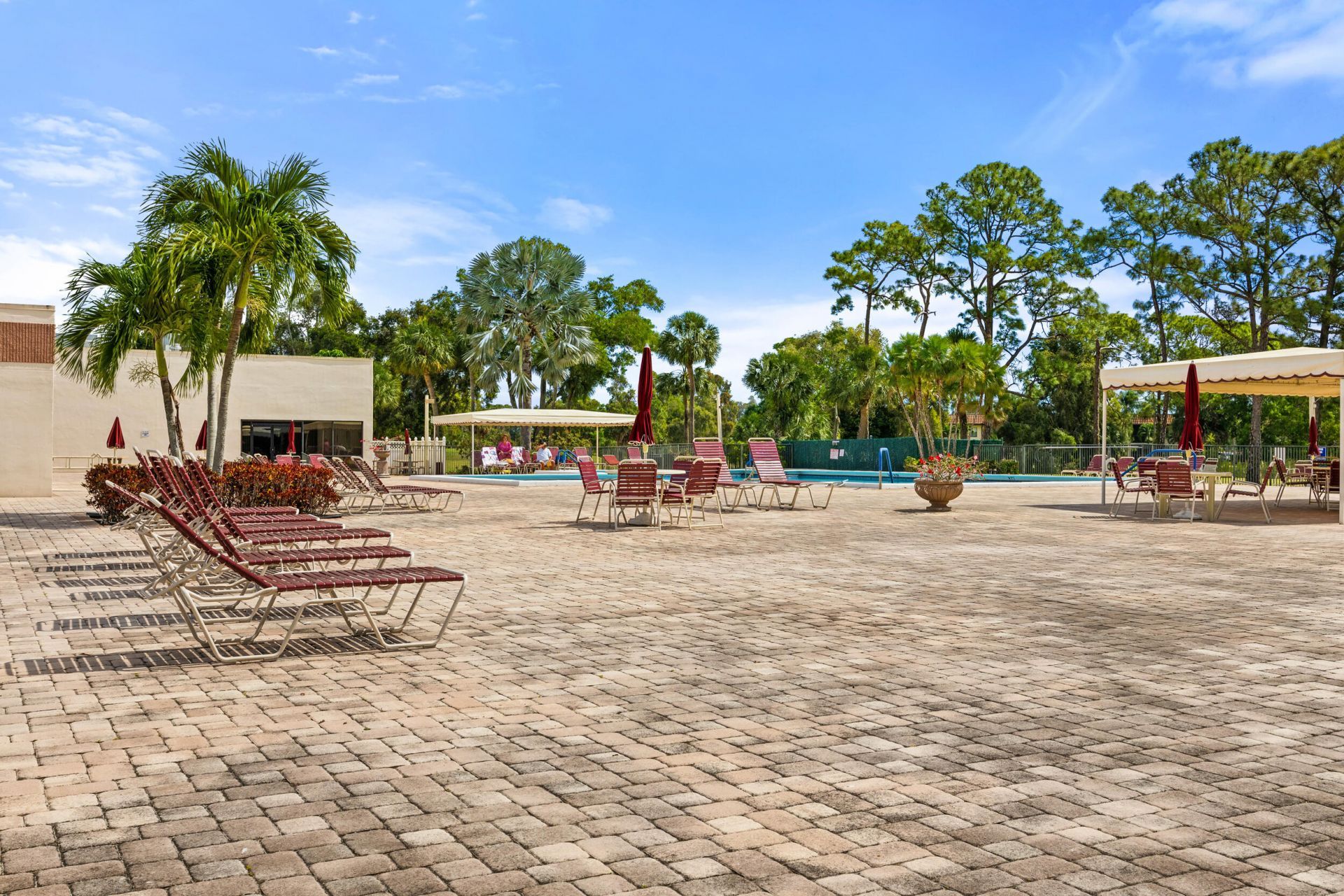 4700 Lucerne Lakes Boulevard W, Unit 103, Greenacres, FL 33467 Photo