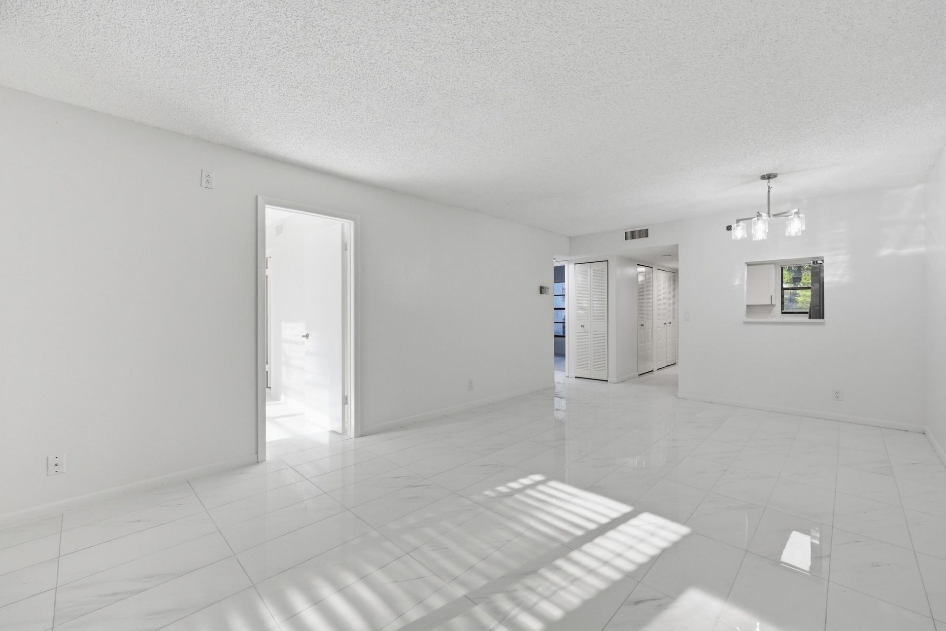 4700 Lucerne Lakes Boulevard W, Unit 103, Greenacres, FL 33467 Photo