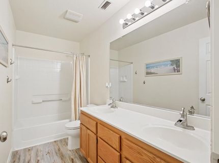 5336 Wadsworth Way, Sacramento, CA 95835 Photo