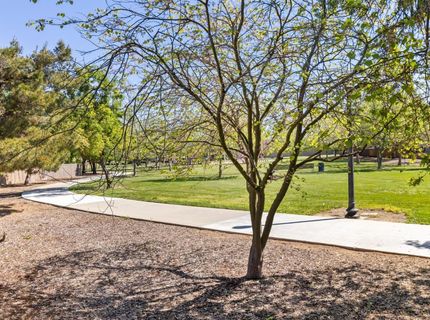 5336 Wadsworth Way, Sacramento, CA 95835 Photo