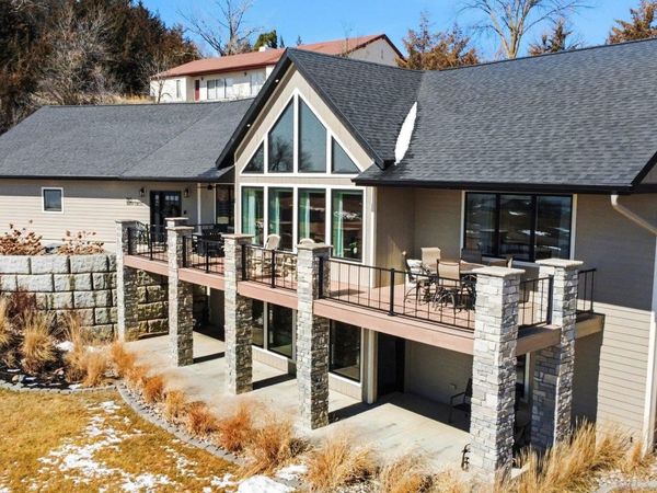 116 Drake, Yankton, SD 57078