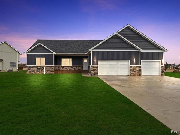 6344 Boulder Drive, Flint Twp, MI 48433