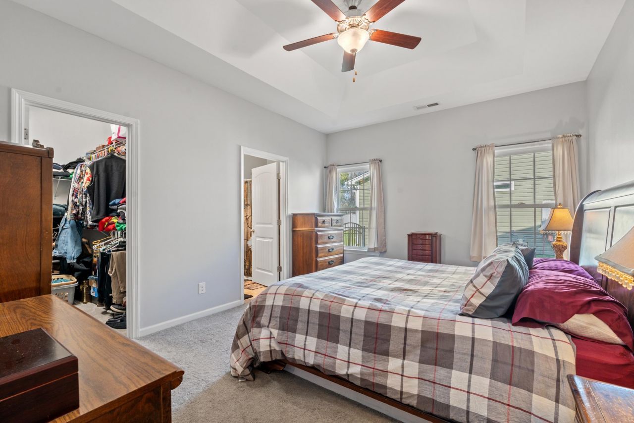 1039 Kennington Ct. Photo 12