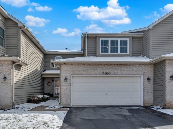 1860 Tamahawk Lane, Naperville, IL 60564