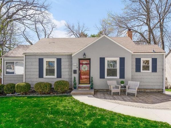 5513 W 53rd Street, Mission, KS 66202