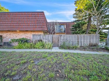 2605 10TH COURT , PALM HARBOR, FL 34684