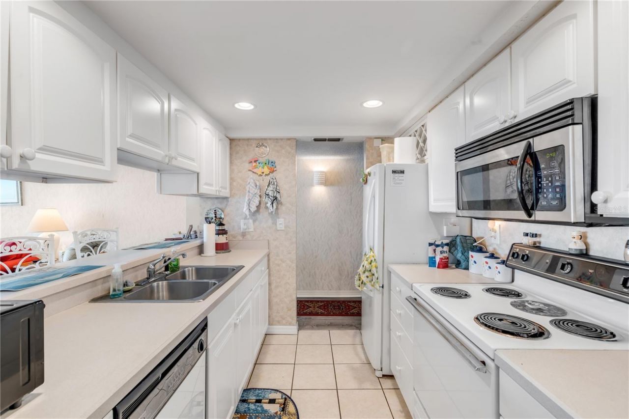 5203 S Atlantic Avenue, Unit 412B, New Smyrna Beach, FL 32169 Photo