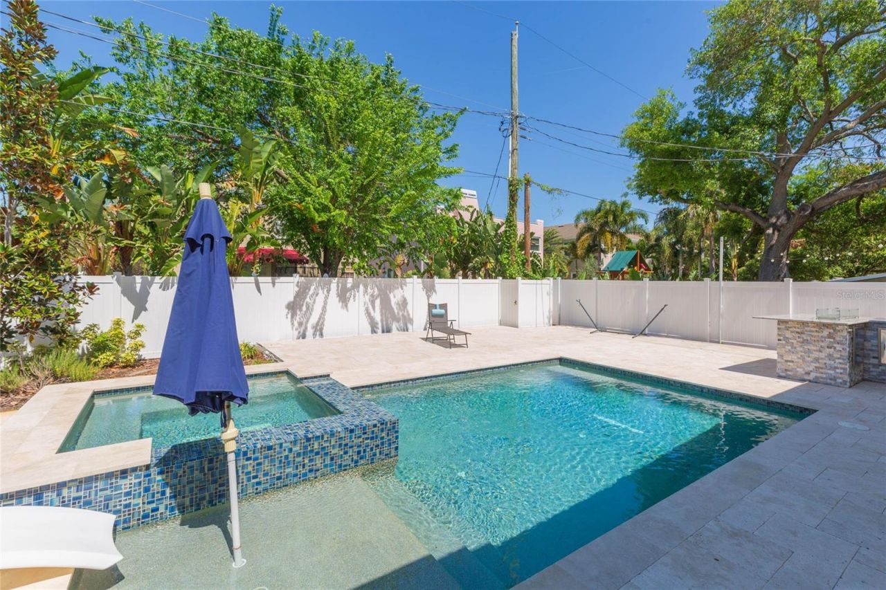 3621 W De Leon Street, Tampa, FL 33609 Photo