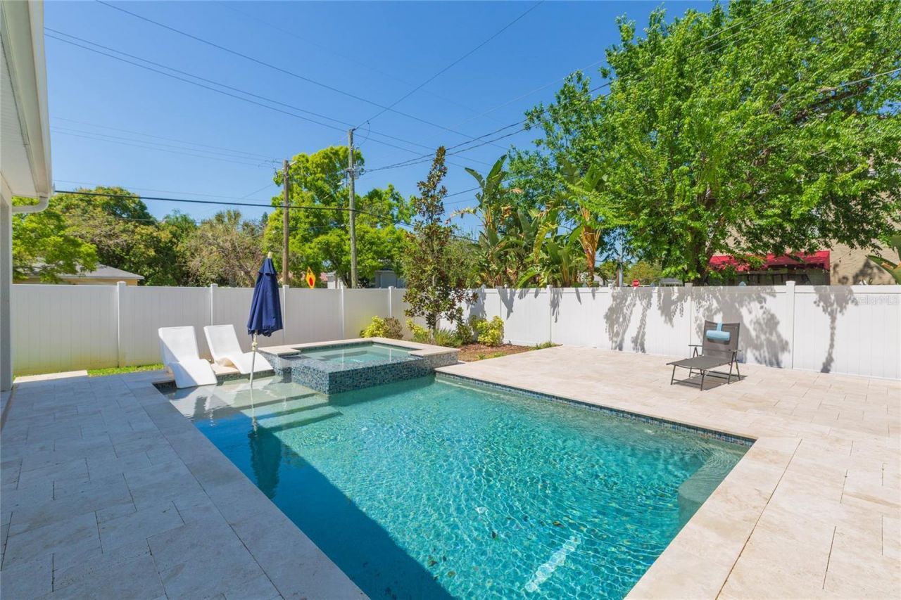 3621 W De Leon Street, Tampa, FL 33609 Photo