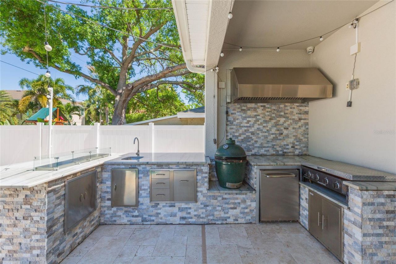 3621 W De Leon Street, Tampa, FL 33609 Photo