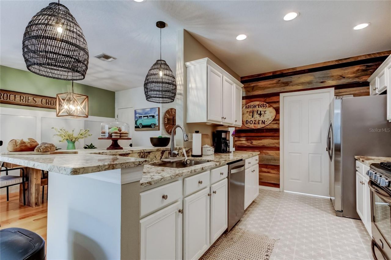 10019 Bradwell Place, Tampa, FL 33626 Photo